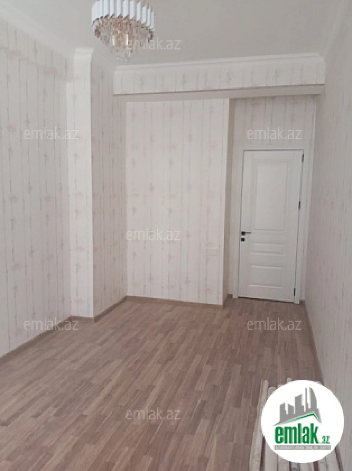 Satılır 2 otaqlı yeni tikili 100 m²