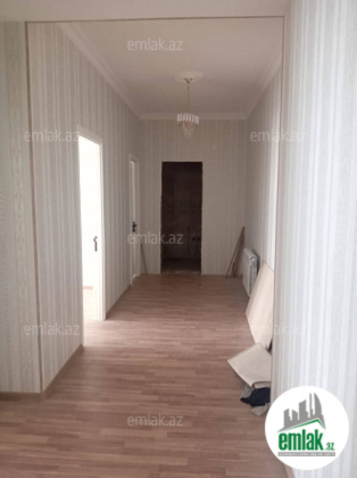 Satılır 2 otaqlı yeni tikili 100 m²