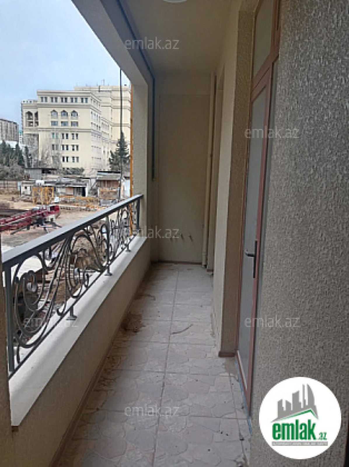 Satılır 2 otaqlı yeni tikili 100 m²