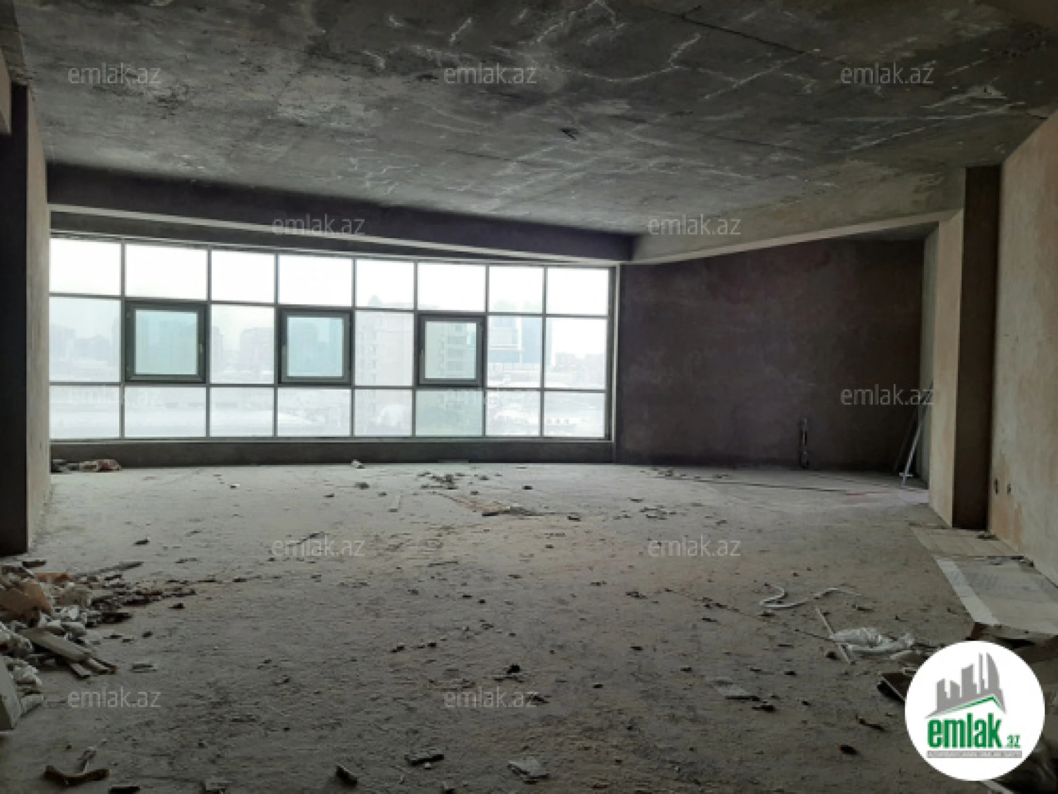 Satılır 4 otaqlı yeni tikili 230 m²