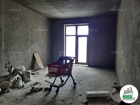 Satılır 4 otaqlı yeni tikili 230 m²