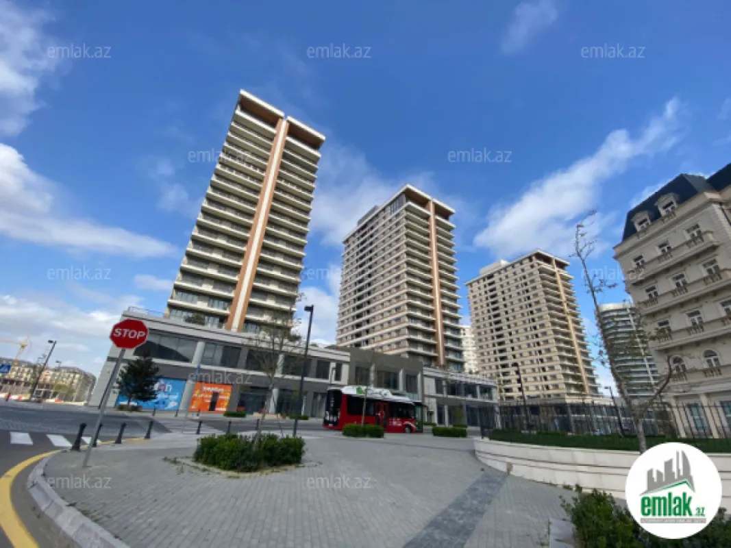 Satılır 4 otaqlı yeni tikili 185 m²
