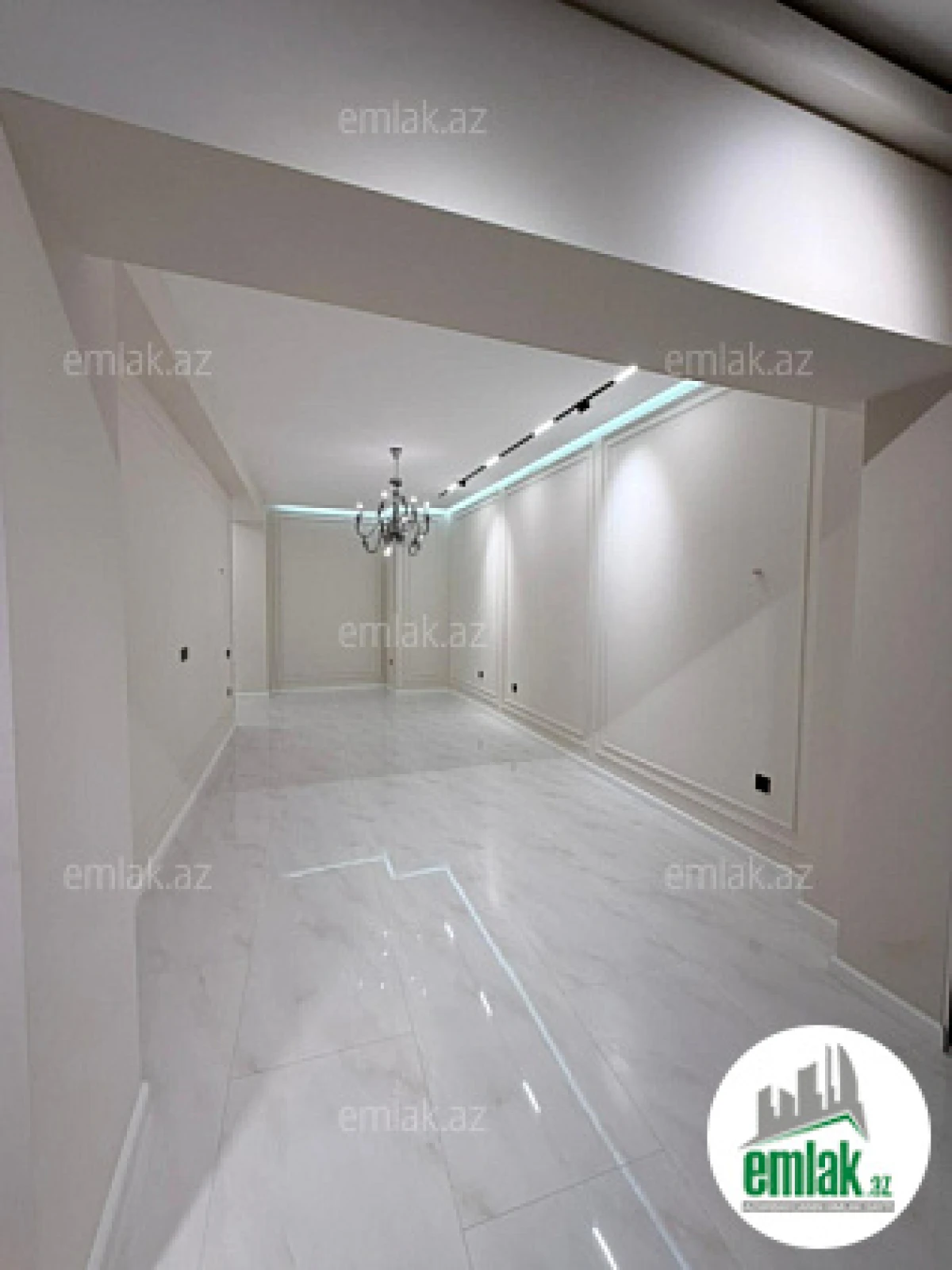 Satılır 3 otaqlı yeni tikili 120 m²