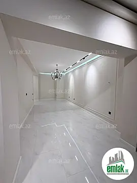 Satılır 3 otaqlı yeni tikili 120 m²