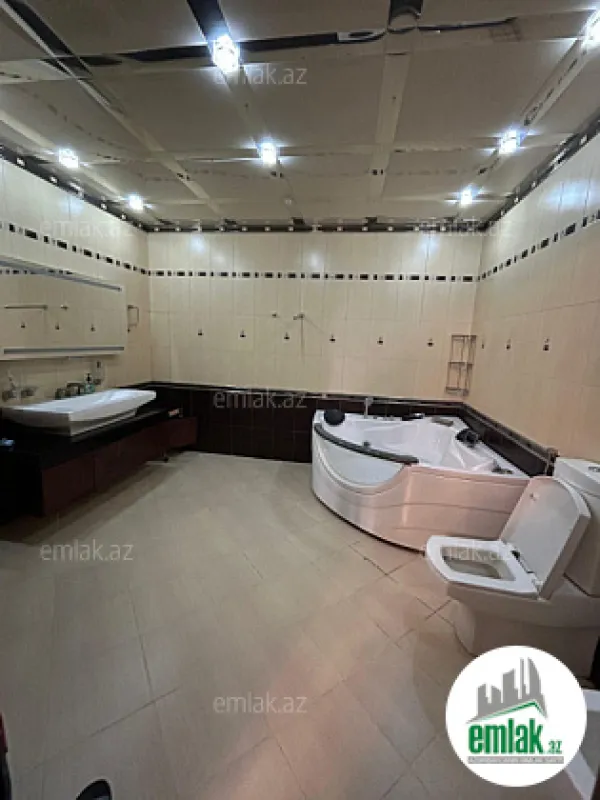 Satılır 3 otaqlı yeni tikili 220 m²