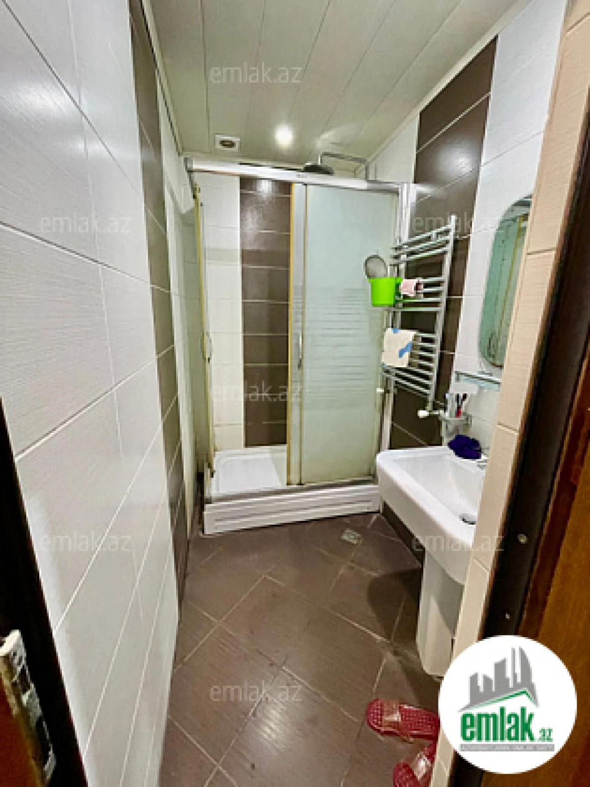 Satılır 3 otaqlı köhnə tikili 90 m²