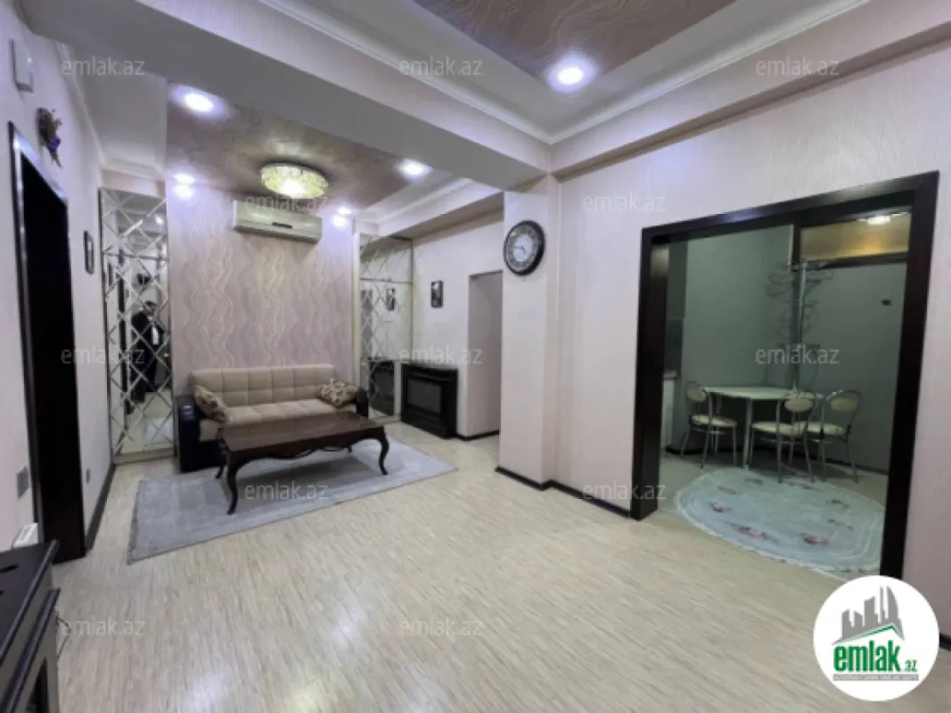 Satılır 3 otaqlı yeni tikili 70 m²