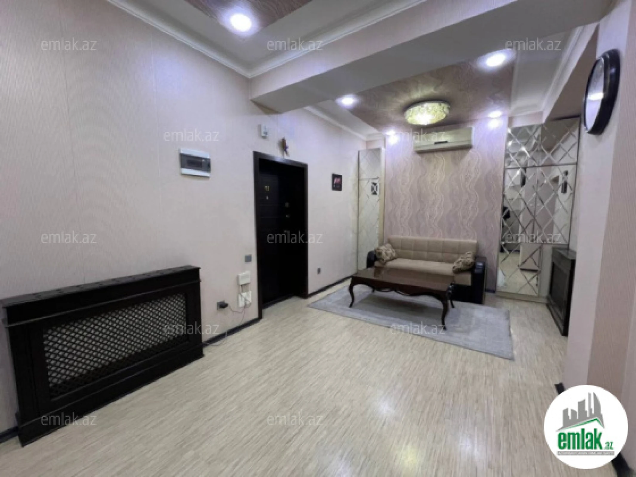 Satılır 3 otaqlı yeni tikili 70 m²