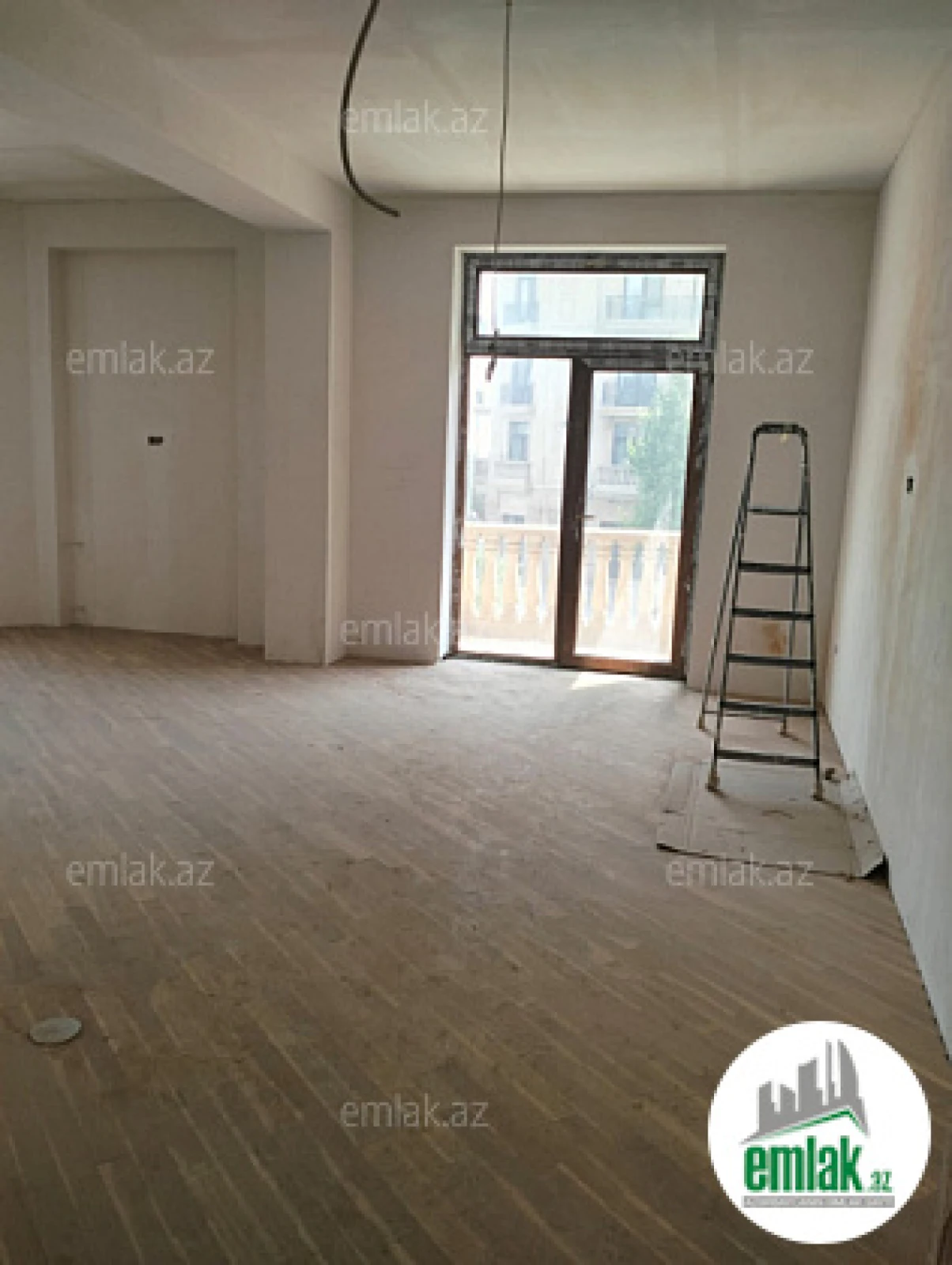 Satılır 3 otaqlı yeni tikili 129 m²