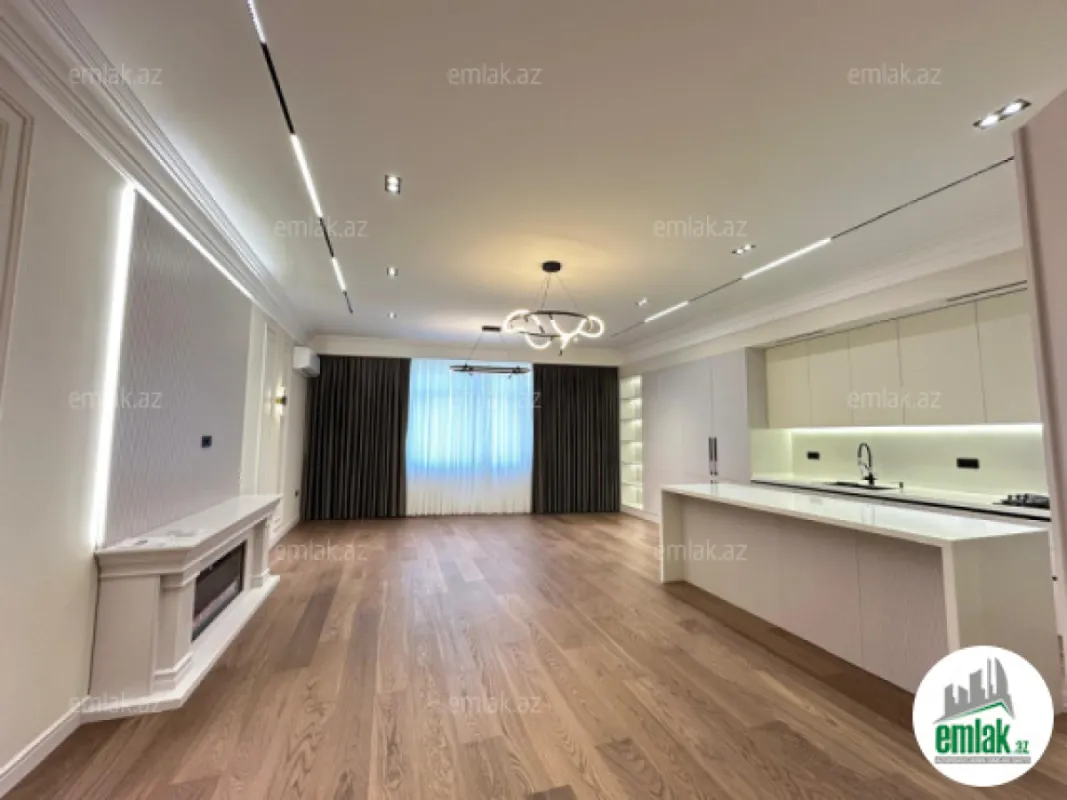 Satılır 4 otaqlı yeni tikili 190 m²