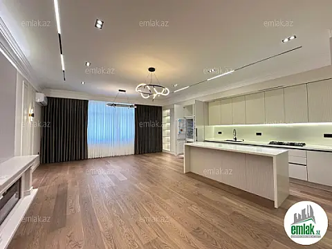 Satılır 4 otaqlı yeni tikili 190 m²