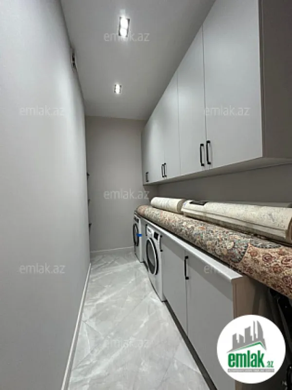 Satılır 4 otaqlı yeni tikili 190 m²