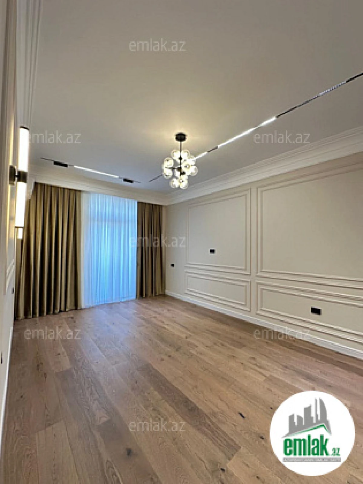 Satılır 4 otaqlı yeni tikili 190 m²