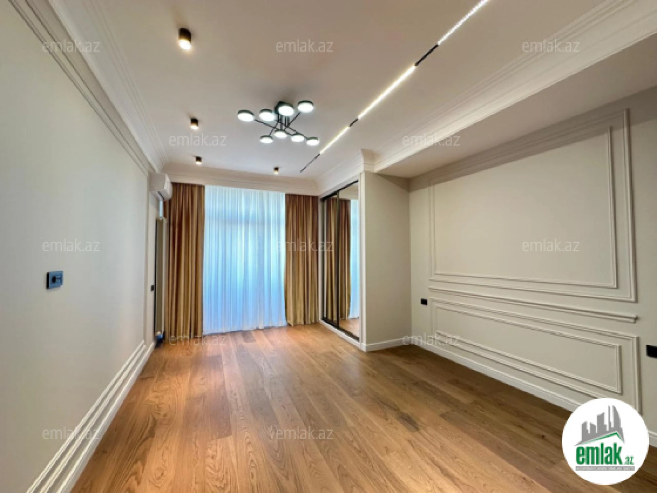 Satılır 4 otaqlı yeni tikili 190 m²