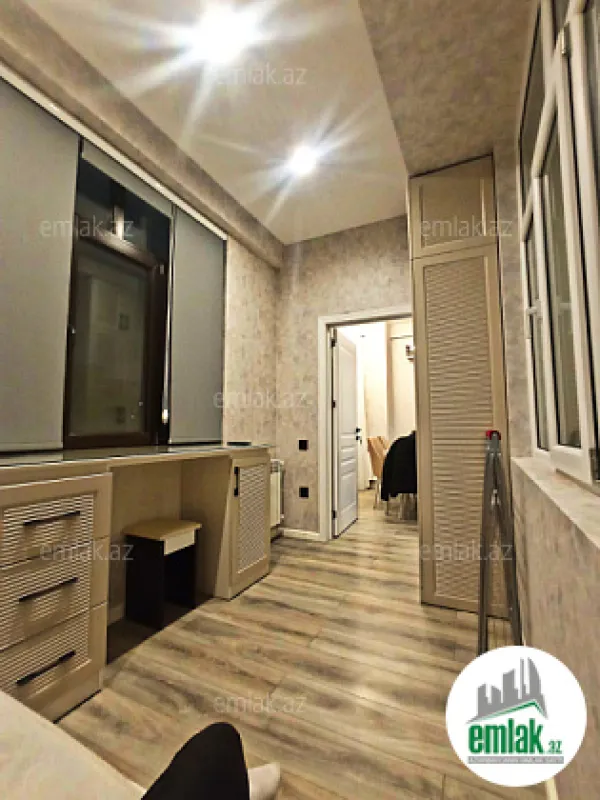 Satılır 3 otaqlı yeni tikili 70 m²