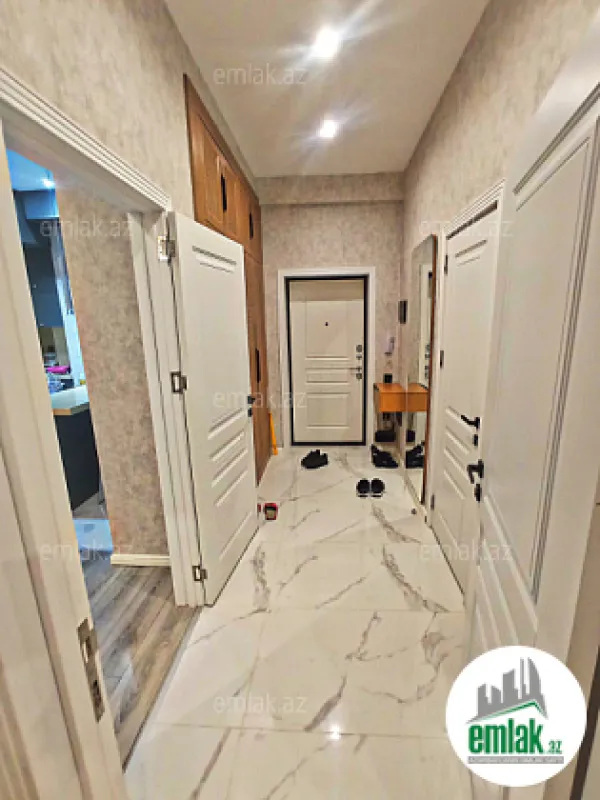 Satılır 3 otaqlı yeni tikili 70 m²