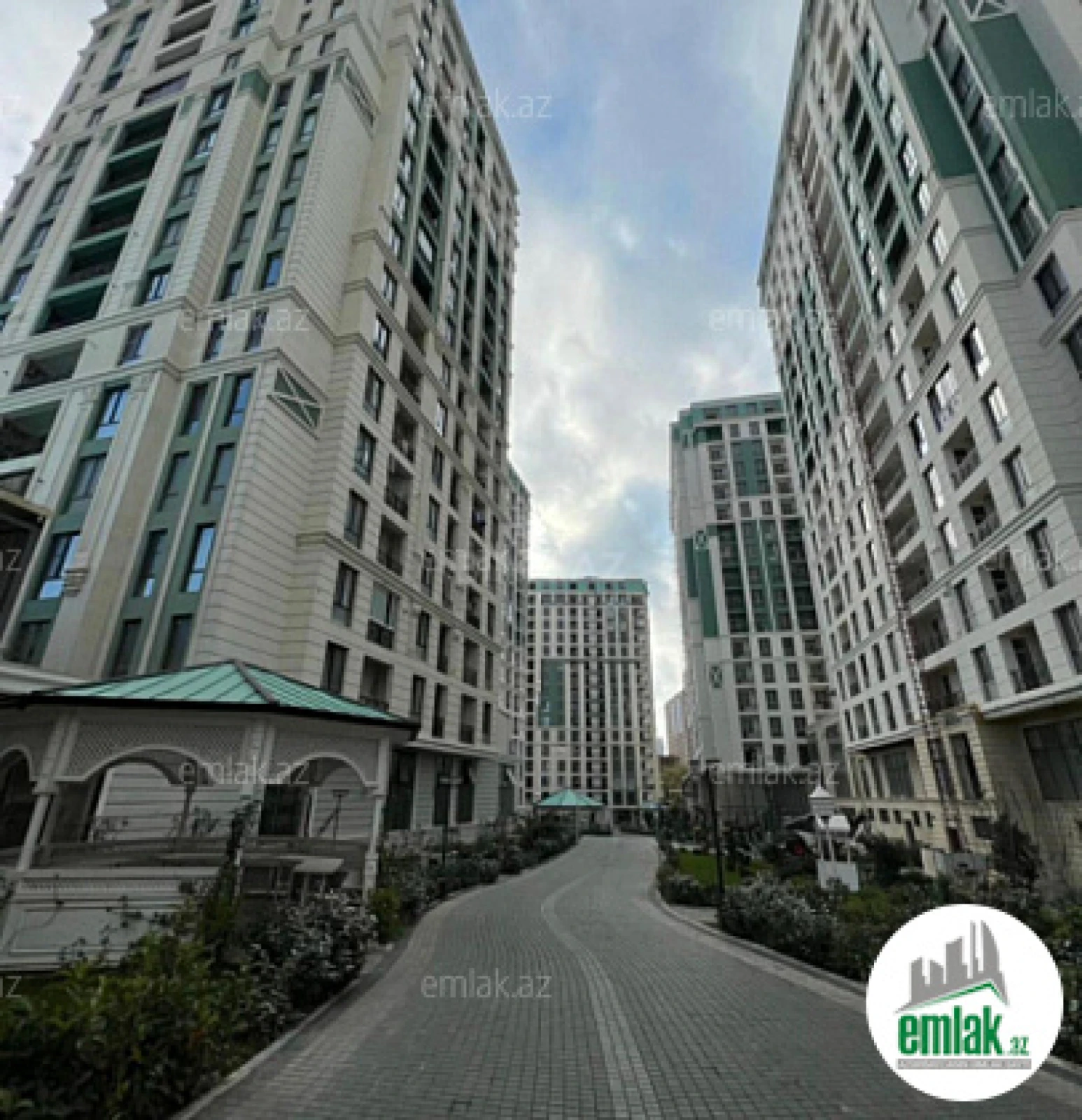 Satılır 2 otaqlı yeni tikili 60 m²