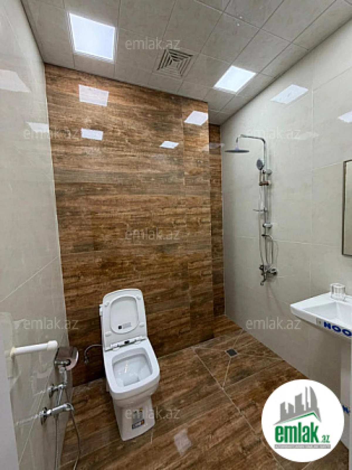 Satılır 2 otaqlı yeni tikili 85 m²