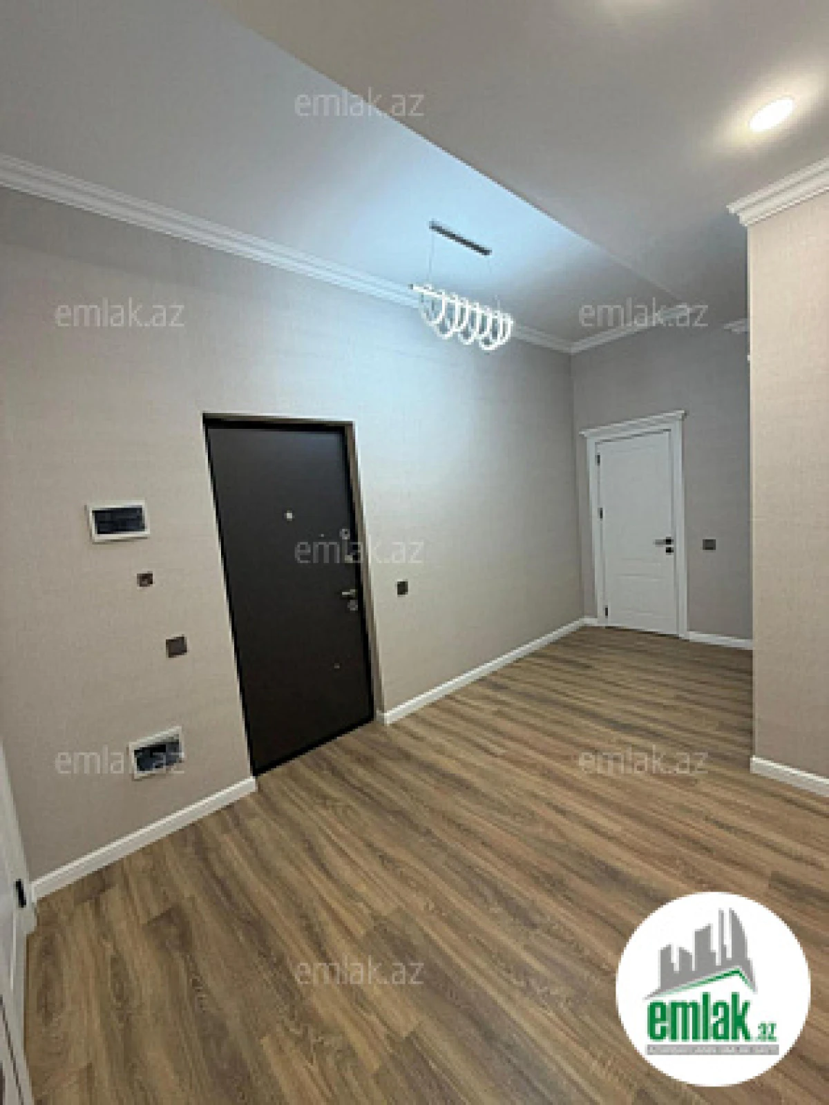 Satılır 2 otaqlı yeni tikili 85 m²