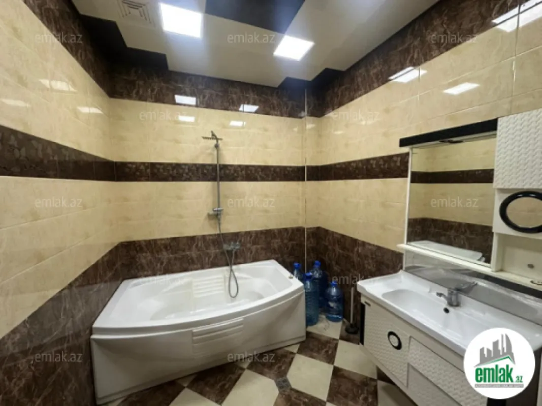 Satılır 2 otaqlı yeni tikili 105 m²