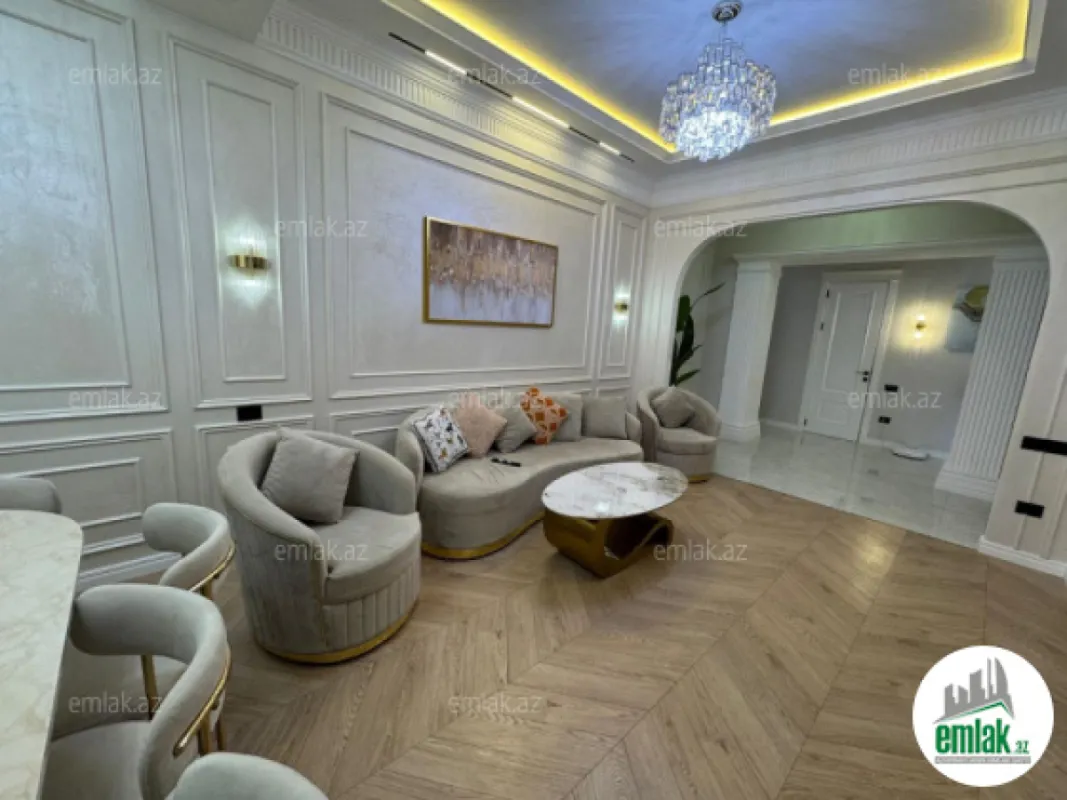 Satılır 4 otaqlı yeni tikili 125 m²