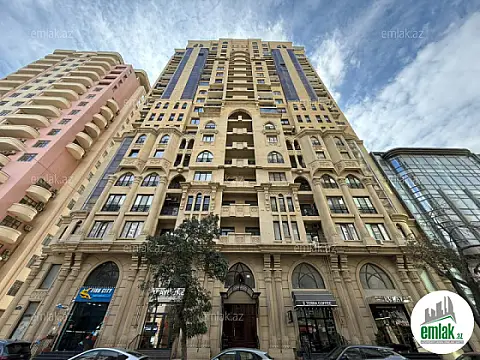 Satılır 4 otaqlı yeni tikili 235 m² — Bakı 4 otaq 235.00 m²