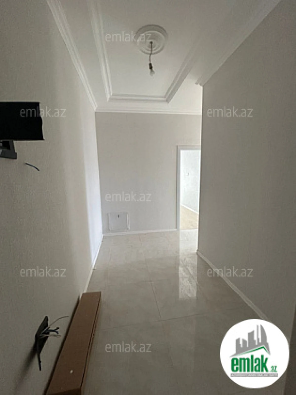 Satılır 2 otaqlı yeni tikili 95 m²