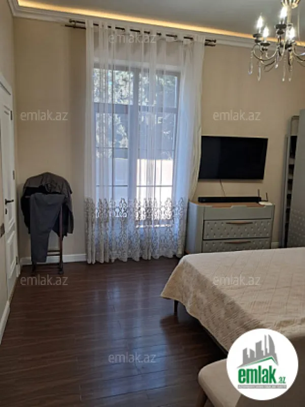 Satılır 4 otaqlı həyət evi 120.3 m²