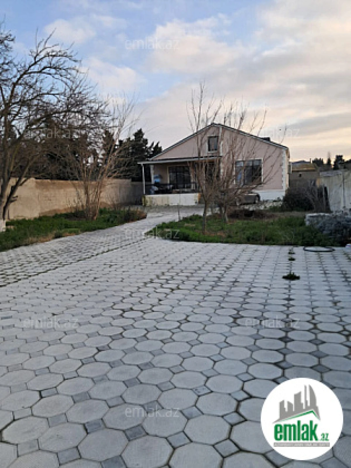 Satılır 4 otaqlı həyət evi 120.3 m²