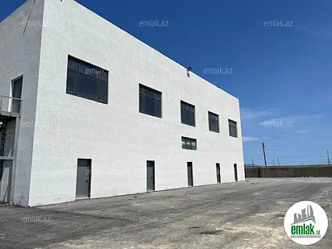 Satılır 3 otaqlı obyekt 1800 m²