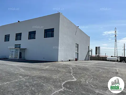 Satılır 3 otaqlı obyekt 1800 m²