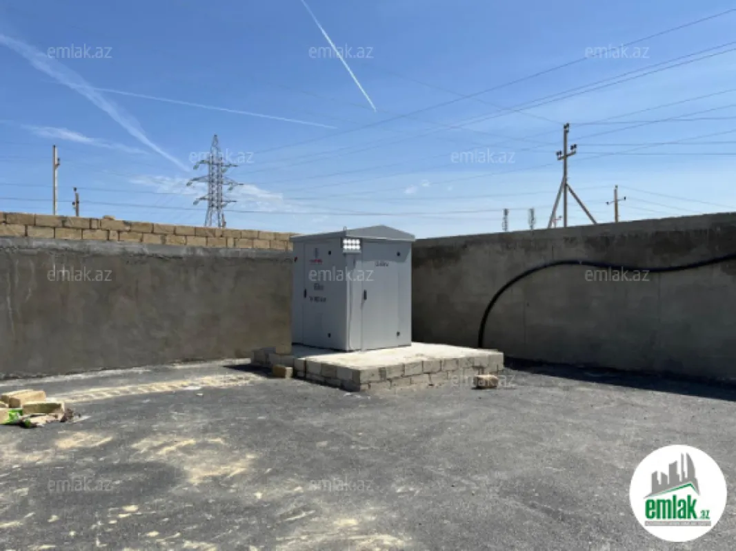 Satılır 3 otaqlı obyekt 1800 m²