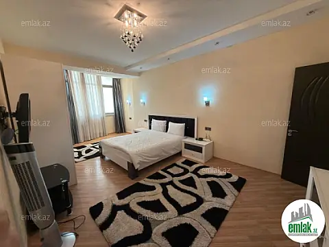 Satılır 4 otaqlı yeni tikili 220 m²