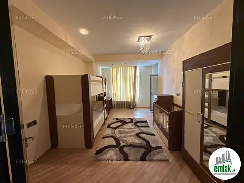 Satılır 4 otaqlı yeni tikili 220 m²