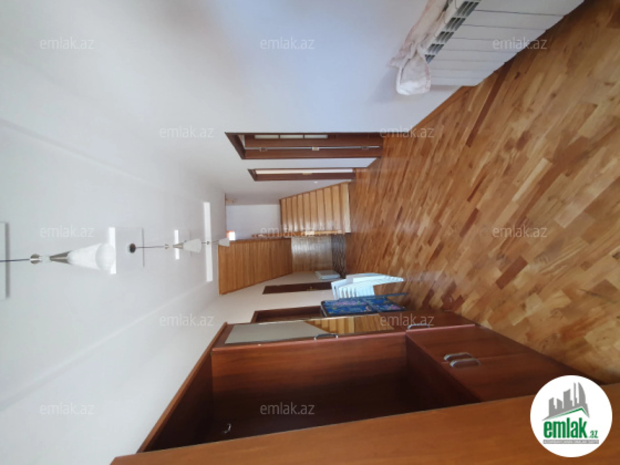 Satılır 6 otaqlı mənzil 15 m²