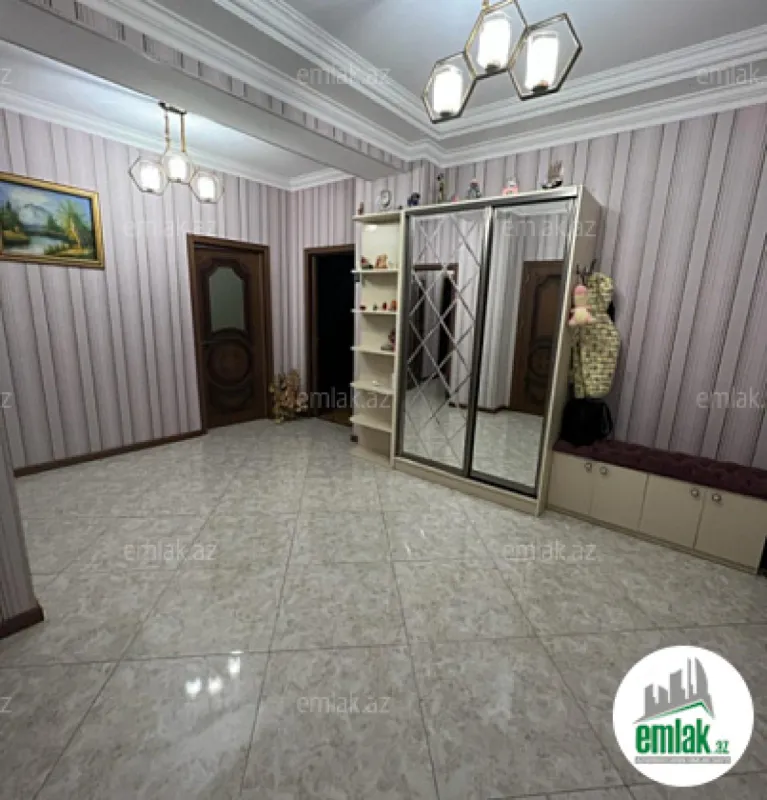 Satılır 3 otaqlı yeni tikili 160 m²