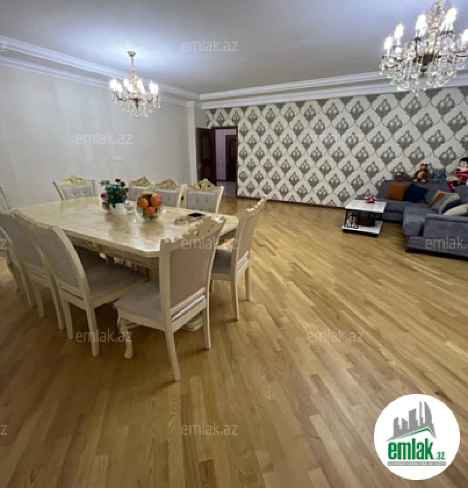 Satılır 3 otaqlı yeni tikili 160 m²