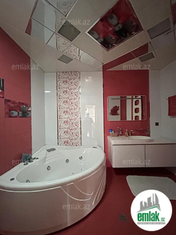 Satılır 5 otaqlı yeni tikili 205 m²