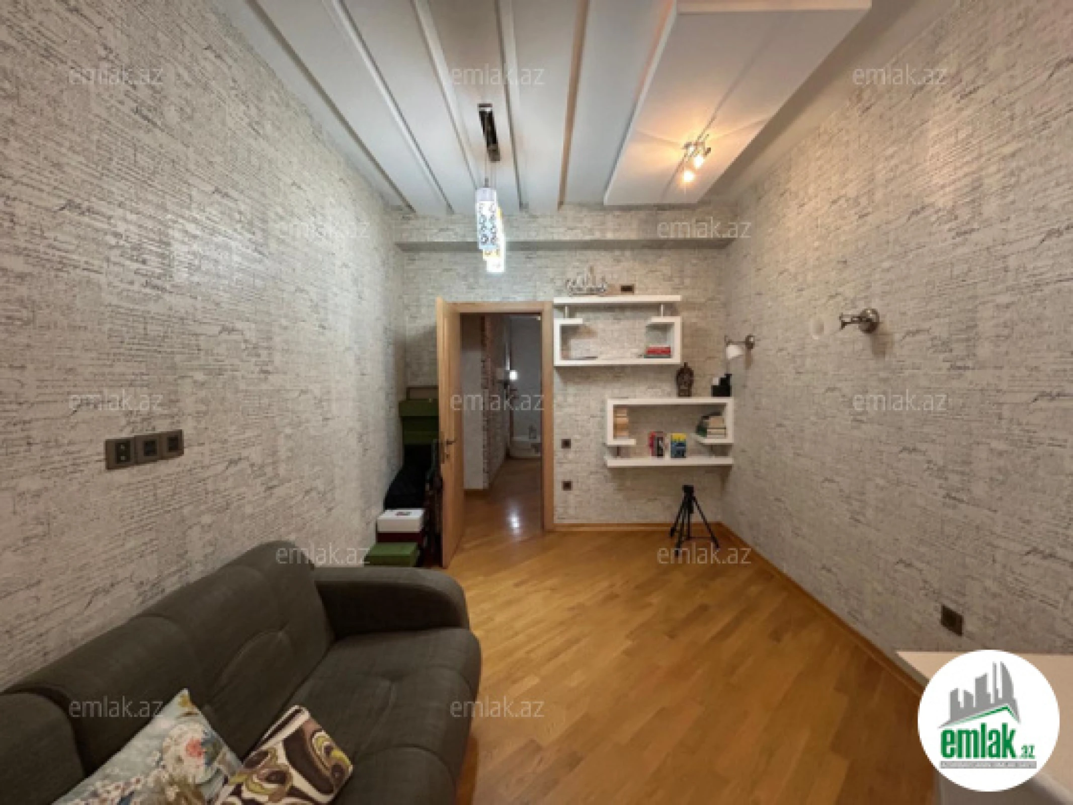 Satılır 5 otaqlı yeni tikili 205 m²