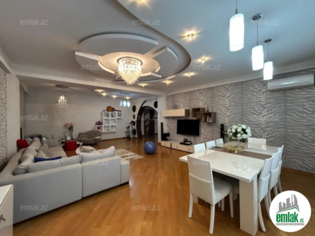 Satılır 5 otaqlı yeni tikili 205 m²