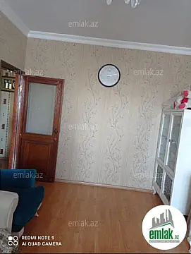 Satılır 3 otaqlı köhnə tikili 80 m²