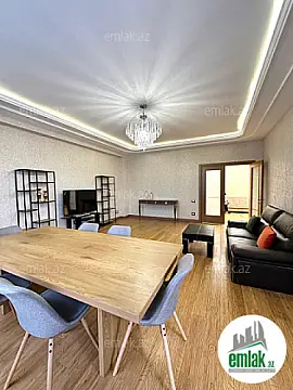 Satılır 4 otaqlı yeni tikili 180 m²