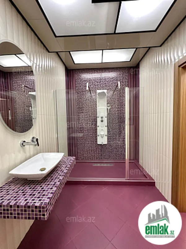 Satılır 4 otaqlı yeni tikili 180 m²