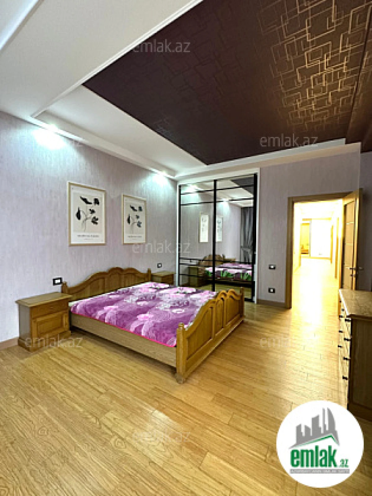 Satılır 4 otaqlı yeni tikili 180 m²