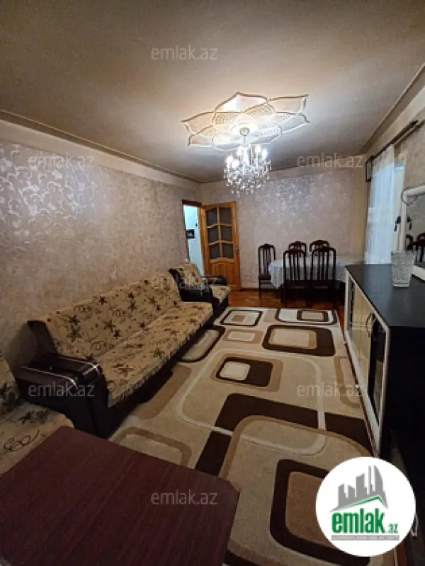 Satılır 3 otaqlı köhnə tikili 55 m²