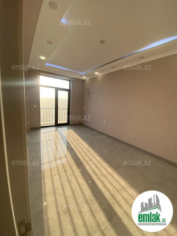 Satılır 2 otaqlı yeni tikili 61 m²