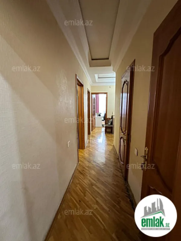Satılır 3 otaqlı yeni tikili 80 m²