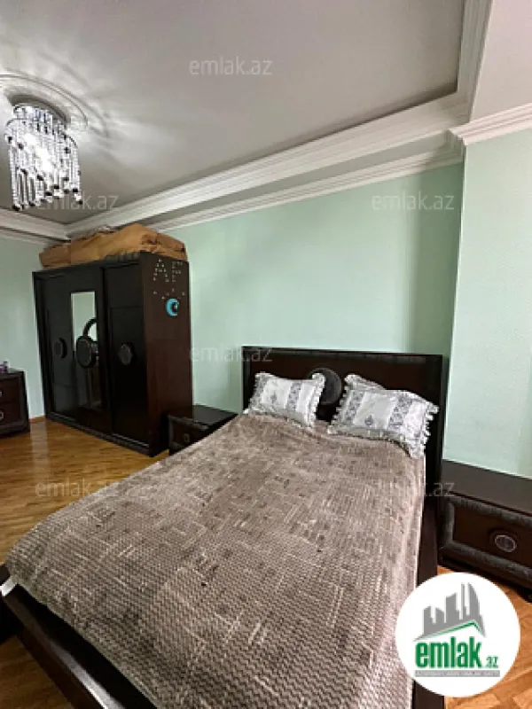 Satılır 3 otaqlı yeni tikili 80 m²