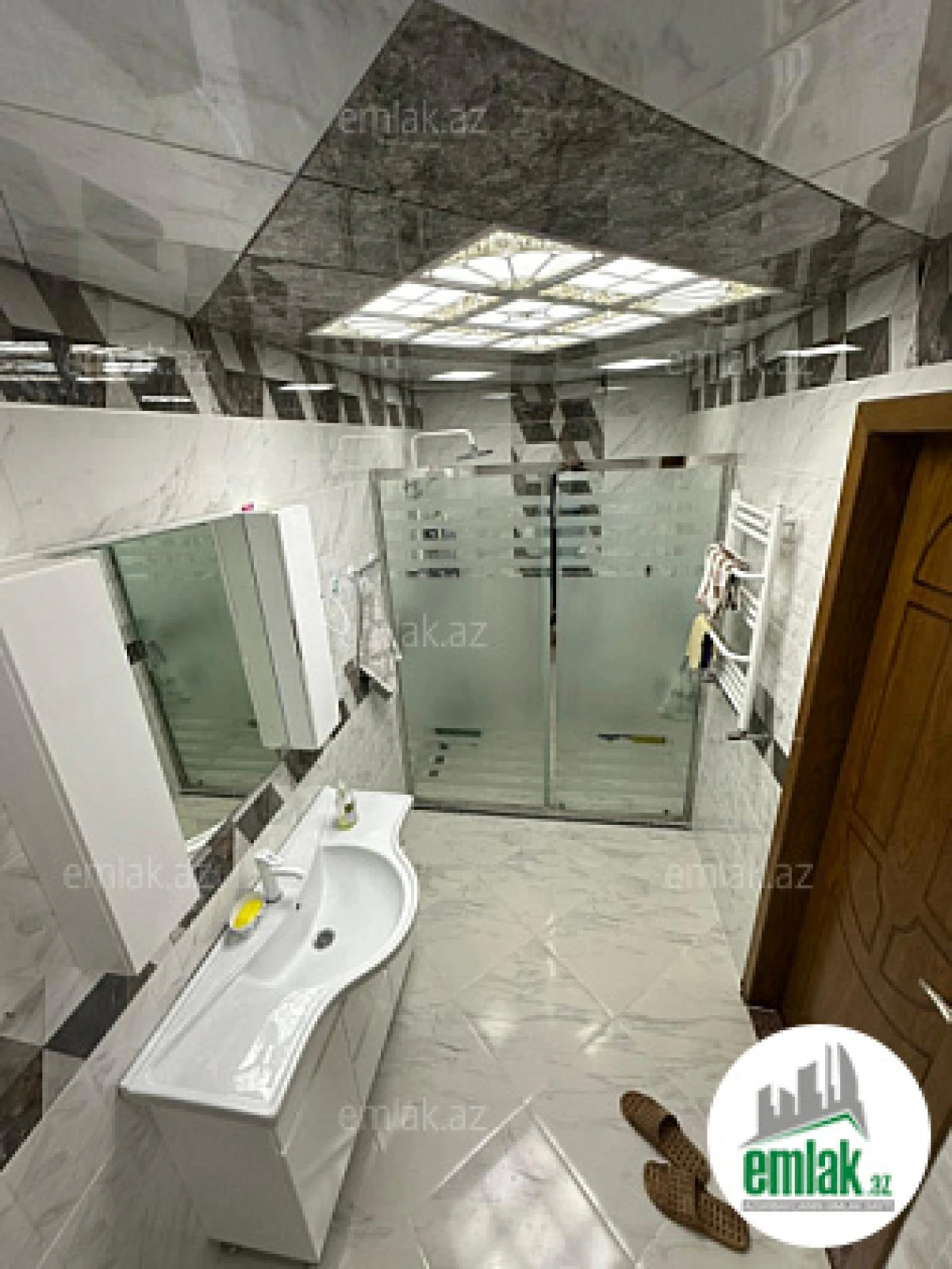 Satılır 4 otaqlı yeni tikili 172 m²