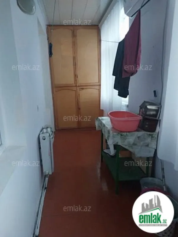 Satılır 3 otaqlı köhnə tikili 72 m²